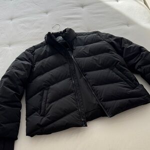 Theory women’s puffer coat